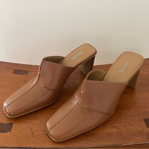 Vintage Square-Toe Leather Mules Size 6M